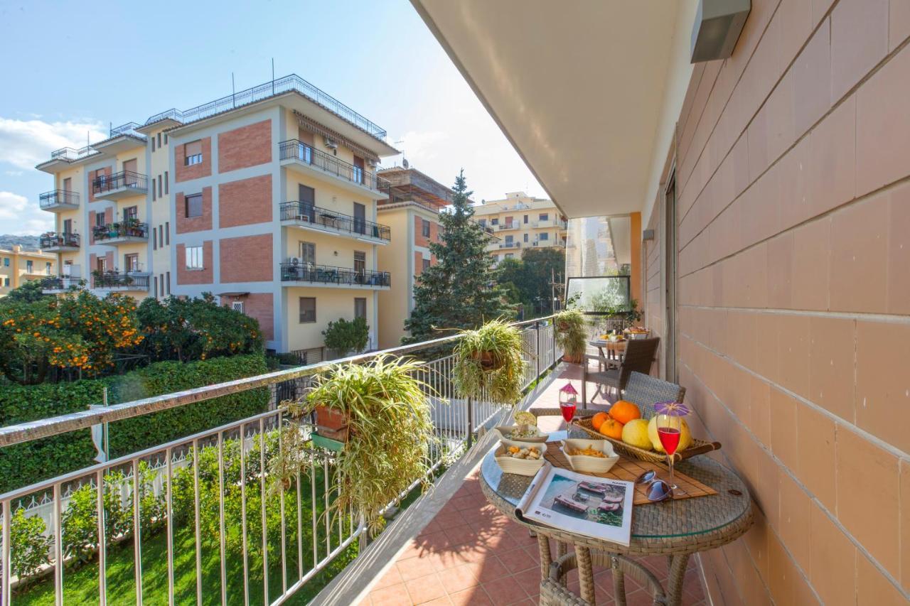 Estate4Home - Casa Rosangela Сорренто Экстерьер фото